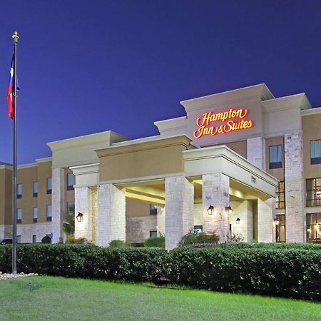 Hampton Inn & Suites Buffalo Exterior photo